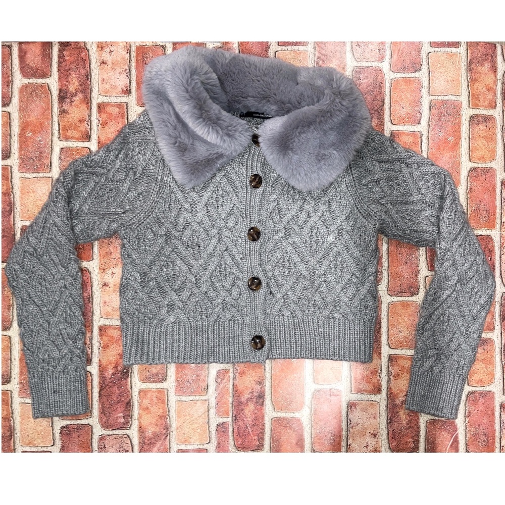 New Sfera Collection Cardigan Sweater Chunky Knit Gray Fur Collar Preppy Size L
